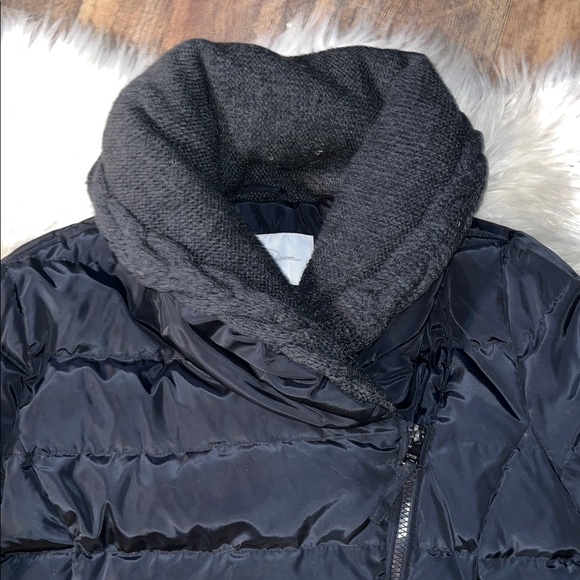 Jessica Simpson asymmetrical black puffer coat with knitted neck sweater collar - Picture 2 of 7